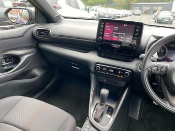 TOYOTA YARIS 1.5 Vvt-H Gr Sport Hatchback 5Dr Petrol Hybrid E-Cvt Euro 6 (S/S