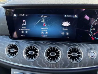 MERCEDES-BENZ E CLASS E220D Amg Line Night Ed Premium + 2Dr 9G-Tronic