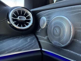 MERCEDES-BENZ E CLASS E220D Amg Line Night Ed Premium + 2Dr 9G-Tronic