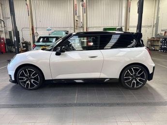 MINI COOPER 160Kw Se Sport 54Kwh 3Dr Auto
