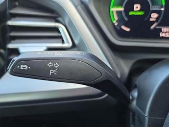 AUDI Q4 210Kw 45 82Kwh Sport 5Dr Auto [Leather]