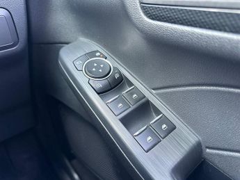 FORD KUGA 2.5 Duratec 14.4Kwh St-Line X Edition Suv 5Dr Petrol Plug-In Hyb