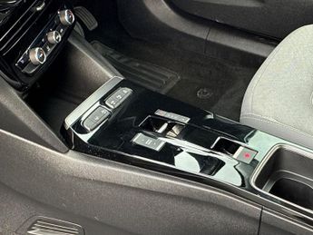 VAUXHALL MOKKA 50Kwh Elite Premium Suv 5Dr Electric Auto (136 Ps)