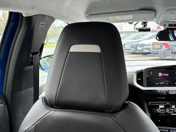 VAUXHALL MOKKA 50Kwh Elite Premium Suv 5Dr Electric Auto (136 Ps)