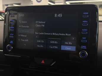 TOYOTA YARIS 1.5 Vvt-H Design Hatchback 5Dr Petrol Hybrid E-Cvt Euro 6 (S/S) 