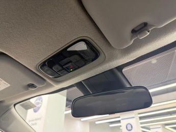 TOYOTA YARIS 1.5 Vvt-H Design Hatchback 5Dr Petrol Hybrid E-Cvt Euro 6 (S/S) 