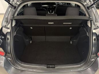 TOYOTA YARIS 1.5 Vvt-H Design Hatchback 5Dr Petrol Hybrid E-Cvt Euro 6 (S/S) 