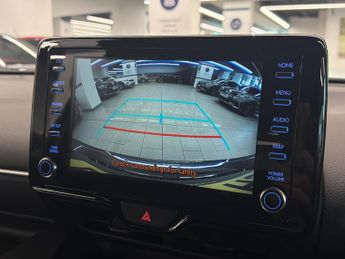 TOYOTA YARIS 1.5 Vvt-H Design Hatchback 5Dr Petrol Hybrid E-Cvt Euro 6 (S/S) 