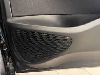 TOYOTA YARIS 1.5 Vvt-H Design Hatchback 5Dr Petrol Hybrid E-Cvt Euro 6 (S/S) 