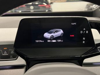 VOLKSWAGEN ID.3 Pro Performance 58Kwh Family Hatchback 5Dr Electric Auto (204 Ps