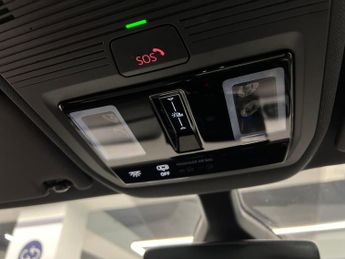 VOLKSWAGEN ID.3 Pro Performance 58Kwh Family Hatchback 5Dr Electric Auto (204 Ps