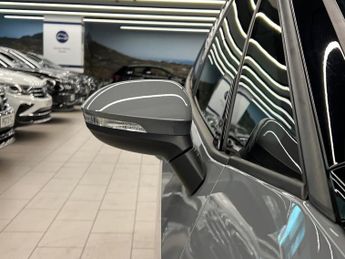 VOLKSWAGEN ID.3 Pro Performance 58Kwh Family Hatchback 5Dr Electric Auto (204 Ps