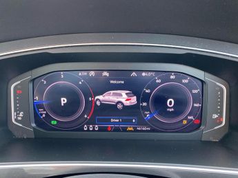 VOLKSWAGEN TIGUAN 2.0 Tdi R-Line Tech Suv 5Dr Diesel Dsg Euro 6 (S/S) (150 Ps)