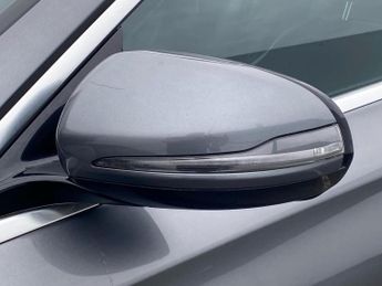 MERCEDES-BENZ E CLASS 2.0 E220D Amg Line Saloon 4Dr Diesel G-Tronic+ Euro 6 (S/S) (194