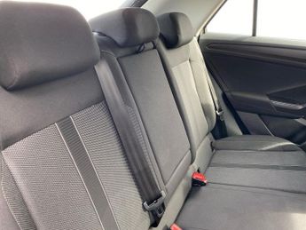 VOLKSWAGEN T-ROC 1.5 Tsi Life Suv 5Dr Petrol Dsg Euro 6 (S/S) (150 Ps)