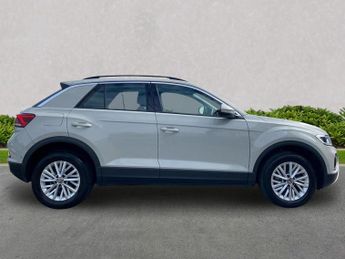VOLKSWAGEN T-ROC 1.5 Tsi Life Suv 5Dr Petrol Dsg Euro 6 (S/S) (150 Ps)