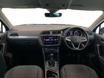 VOLKSWAGEN TIGUAN 1.5 Tsi Life Suv 5Dr Petrol Dsg Euro 6 (S/S) (150 Ps)