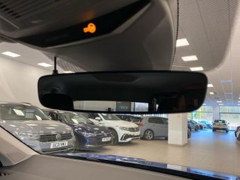 VOLKSWAGEN T-ROC 1.5 Tsi Style Suv 5Dr Petrol Dsg Euro 6 (S/S) (150 Ps)