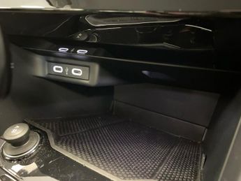 VOLKSWAGEN T-ROC 1.5 Tsi Style Suv 5Dr Petrol Dsg Euro 6 (S/S) (150 Ps)