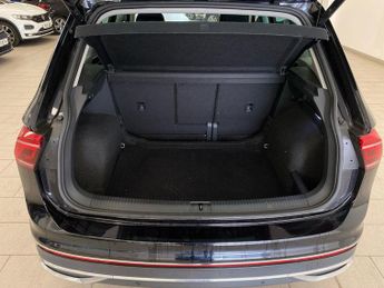 VOLKSWAGEN TIGUAN 1.5 Tsi Elegance Suv 5Dr Petrol Dsg Euro 6 (S/S) (150 Ps)