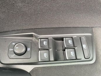 VOLKSWAGEN TIGUAN ALLSPACE 1.5 Tsi Life Suv 5Dr Petrol Dsg Euro 6 (S/S) (150 Ps)