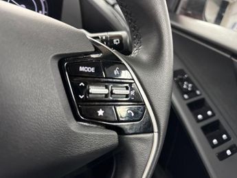 KIA NIRO 150Kw 2 65Kwh 5Dr Auto