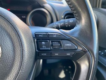 TOYOTA YARIS 1.5 Vvt-H Design Hatchback 5Dr Petrol Hybrid E-Cvt Euro 6 (S/S) 