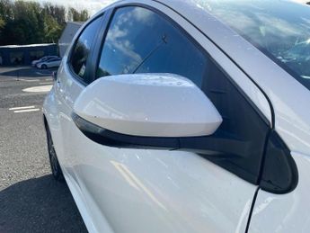 TOYOTA YARIS 1.5 Vvt-H Design Hatchback 5Dr Petrol Hybrid E-Cvt Euro 6 (S/S) 