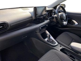 TOYOTA YARIS 1.5 Vvt-H Design Hatchback 5Dr Petrol Hybrid E-Cvt Euro 6 (S/S) 