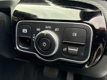 MERCEDES-BENZ A CLASS A180D Sport Executive 5Dr Auto