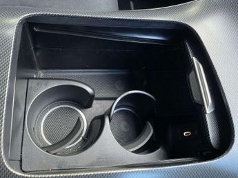 MERCEDES-BENZ GLC Glc 300E 4Matic Urban Edition 5Dr 9G-Tronic