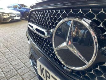 MERCEDES-BENZ GLC Glc 300E 4Matic Urban Edition 5Dr 9G-Tronic