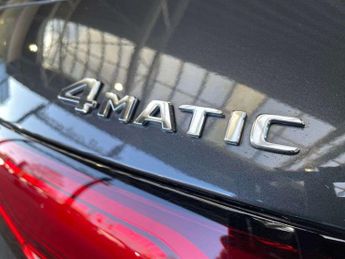 MERCEDES-BENZ GLC Glc 300E 4Matic Urban Edition 5Dr 9G-Tronic