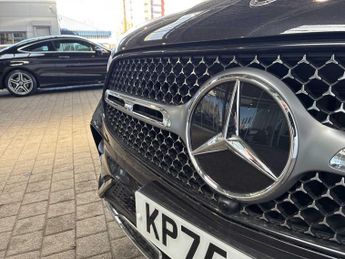 MERCEDES-BENZ GLC Glc 300E 4Matic Amg Line 5Dr 9G-Tronic