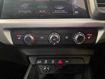 AUDI A1 1.5 Tfsi 35 Black Edition Sportback 5Dr Petrol S Tronic Euro 6 (