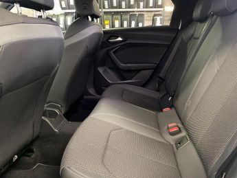 AUDI A1 1.5 Tfsi 35 Black Edition Sportback 5Dr Petrol S Tronic Euro 6 (