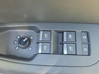 AUDI A6 2.0 Tfsi 40 S Line Estate 5Dr Petrol S Tronic Euro 6 (S/S) (204 