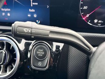 MERCEDES-BENZ CLA Cla 180 Amg Line Executive 4Dr Tip Auto