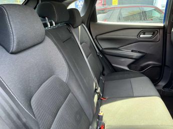 NISSAN QASHQAI 1.3 Dig-T Mh 158 N-Connecta 5Dr Xtronic