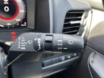 NISSAN QASHQAI 1.3 Dig-T Mh 158 N-Connecta 5Dr Xtronic