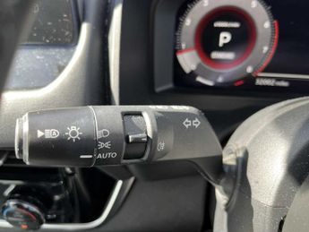 NISSAN QASHQAI 1.3 Dig-T Mh 158 N-Connecta 5Dr Xtronic