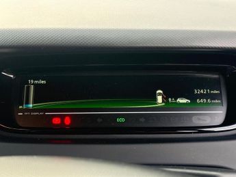 RENAULT ZOE 65Kw Dynamique Nav Q90 40Kwh 5Dr Auto