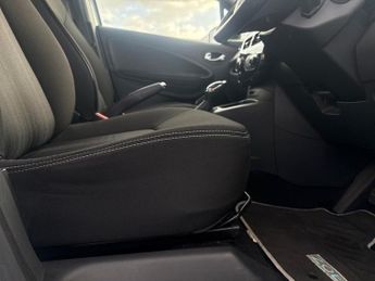 RENAULT ZOE 65Kw Dynamique Nav Q90 40Kwh 5Dr Auto