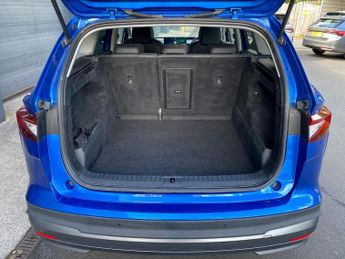 SKODA ENYAQ Iv 62Kwh 60 Suv 5Dr Electric Auto (Dc120Kw) (179 Ps)