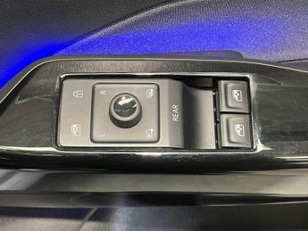 VOLKSWAGEN ID.3 Pro Performance 58Kwh Life Hatchback 5Dr Electric Auto (204 Ps)