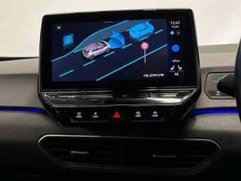 VOLKSWAGEN ID.3 Pro Performance 58Kwh Life Hatchback 5Dr Electric Auto (204 Ps)