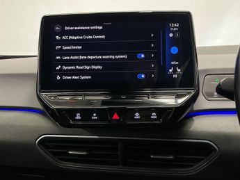 VOLKSWAGEN ID.3 Pro Performance 58Kwh Life Hatchback 5Dr Electric Auto (204 Ps)