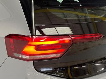VOLKSWAGEN ID.3 Pro Performance 58Kwh Life Hatchback 5Dr Electric Auto (204 Ps)