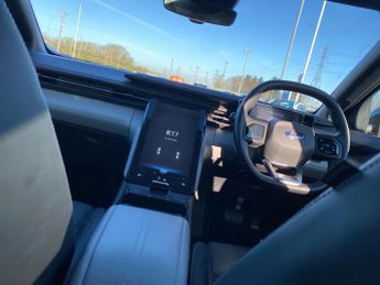 FORD EXPLORER Extended Range 79Kwh Premium Suv 5Dr Electric Auto Awd (340 Ps)