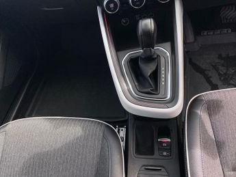 RENAULT CLIO 1.6 E-Tech Techno Hatchback 5Dr Petrol Hybrid Auto Euro 6 (S/S) 